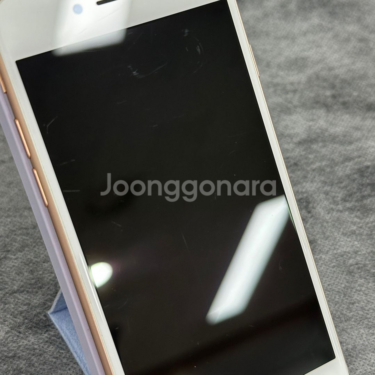 아이폰8 64GB 골드--7
