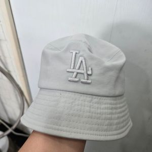 호칭57)) MLB 엠엘비 버킷햇 모자! 조임끈 있어요