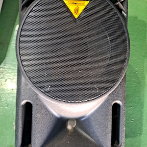 EUROLIVE B210