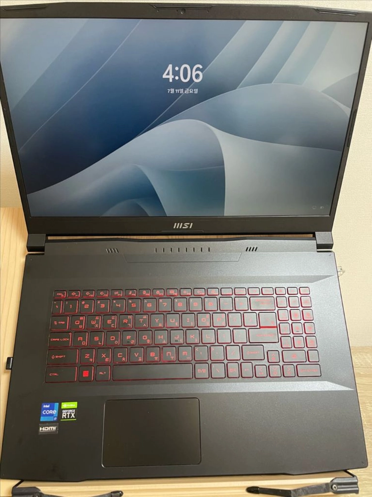 MSI GF76 a12ue i7 12650H 이미지