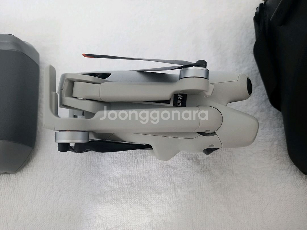 dji 매빅 미니4프로 rc2 플라이모어콤보 팝니다--3