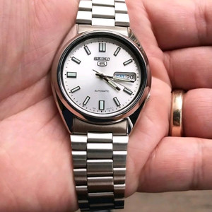 세이코5 snxs73 주우재시계 S급