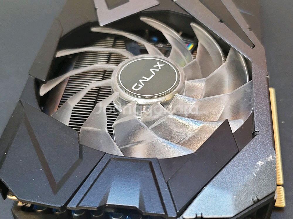 갤럭시 RTX 3070 그래픽 카드 팝니다 성남.분--4