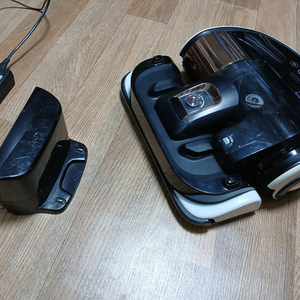 삼성 CycloneForce 로봇청소기 - 1