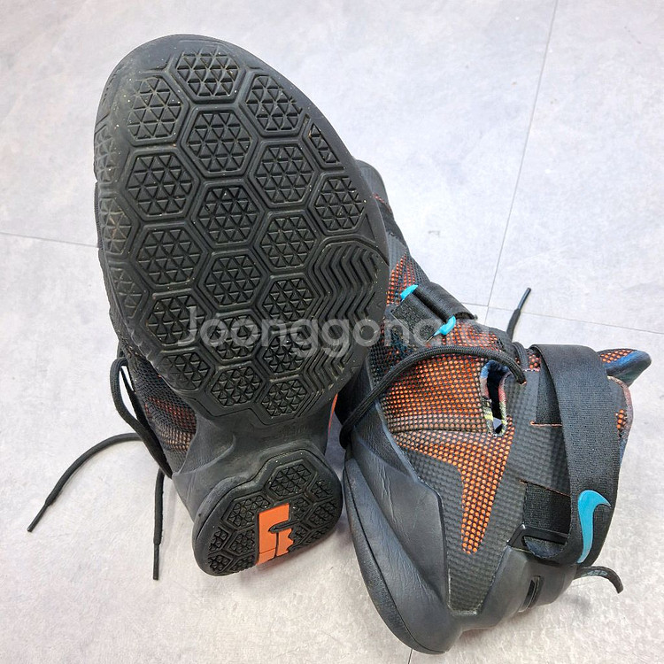 나이키 르브론 솔져9 OKC 농구화 265--2