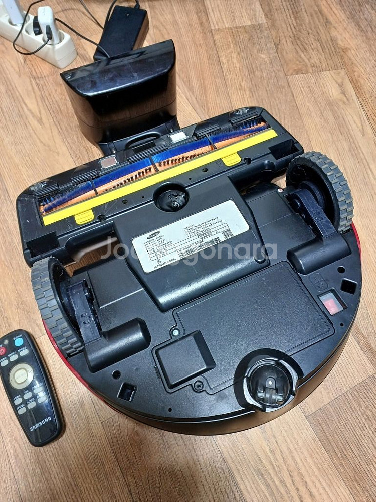 삼성 CycloneForce 로봇청소기 - 2--4