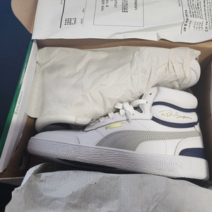 [250] PUMA 랄프 샘슨 미드 스니커즈 새상품 팝