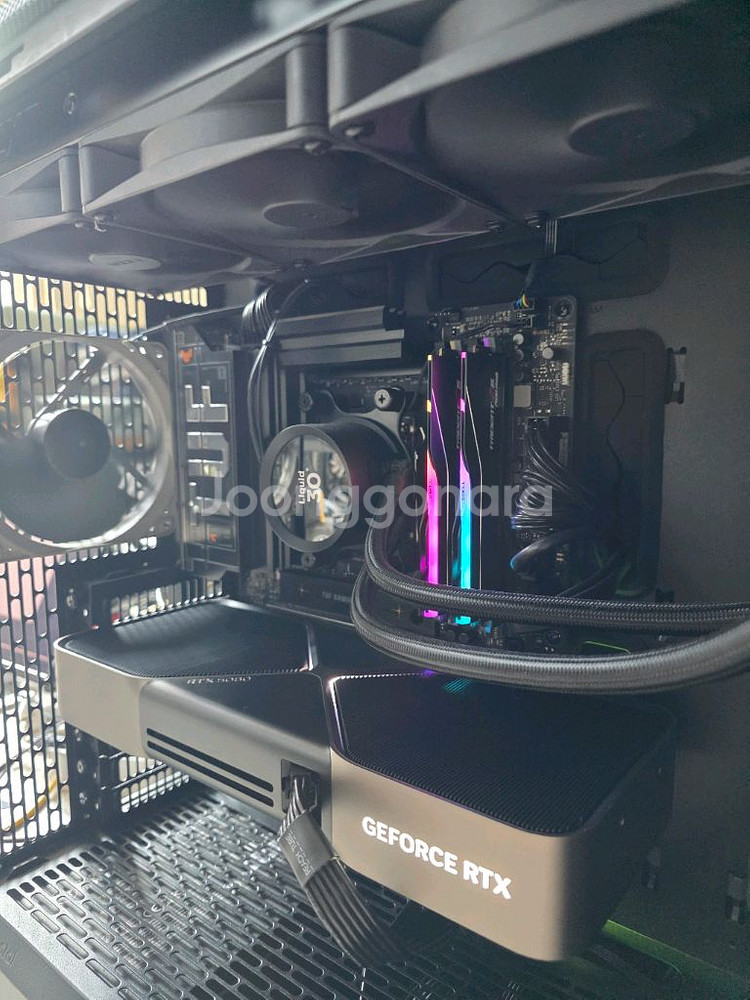 RTX5080 FE--2