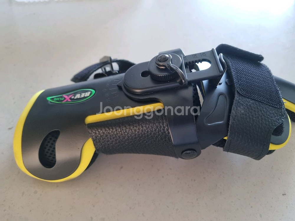 REV-X PLUS 볼링 아대--1