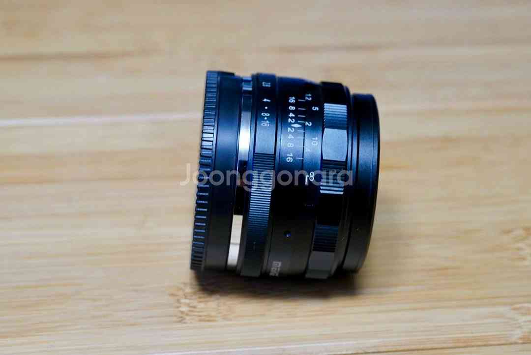 메이케 MEIKE 35mm f1.4 소니 마운트 민트--2