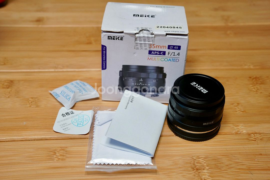 메이케 MEIKE 35mm f1.4 소니 마운트 민트--3
