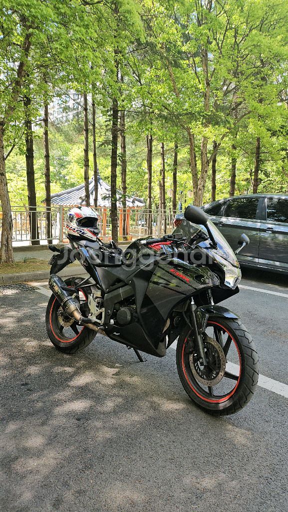 cbr125r--1