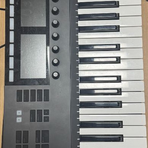 NI Komplete Kontrol S61 판매