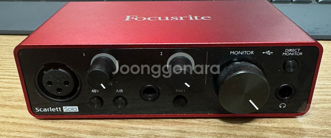 Focusrite Scarlett Solo 3세대--1