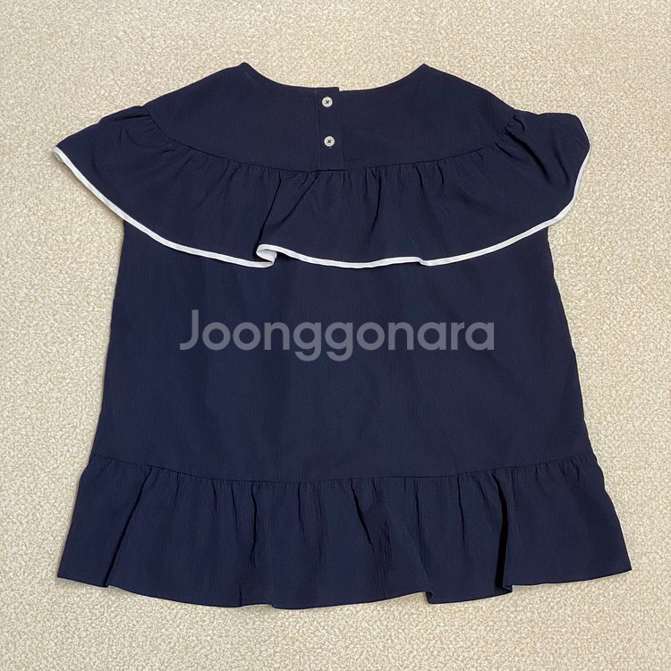 (정품)헤지스 키즈 네이비 프릴 블라우스 155 13Y--2