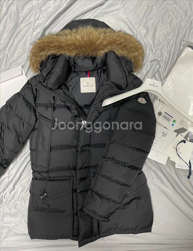 [1] 풀구성품 새상품급 몽클레어 클루니 패딩 블랙--0