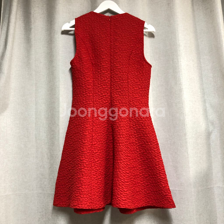ZARA 레드 크레이프 텍스처 민소매 원피스 (M)--3