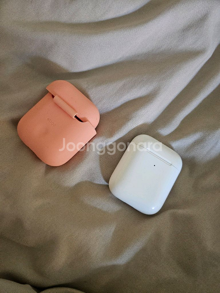 Apple 에어팟2세대 무선충전모델--0