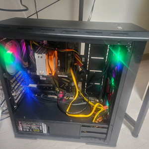 i7-8700ddr4. 8 ssd 120g파워 500w