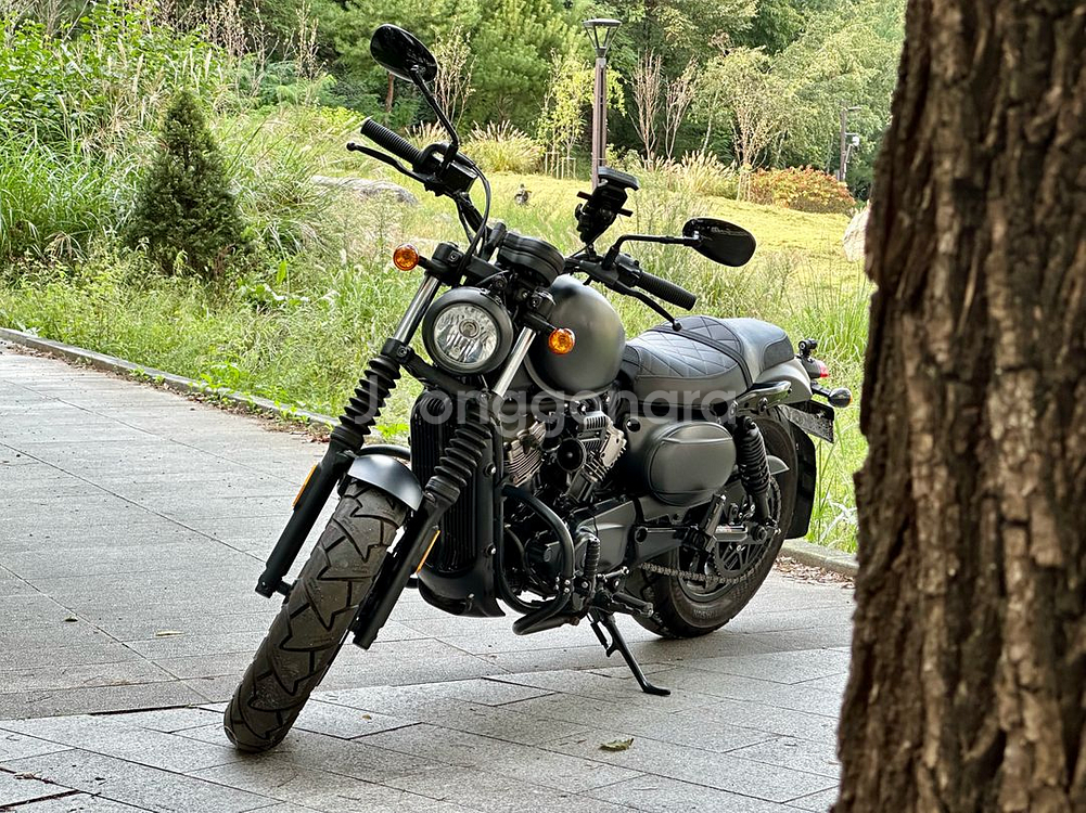 신차급 풀옵션 아퀼라300 저렴하게 판매합니다--0