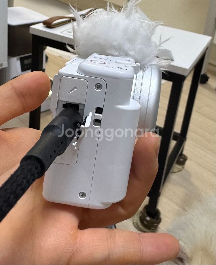 소니 ZV-1M2 브이로그 카메라 + 정품 그립세트--5