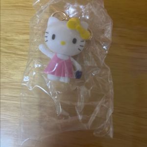 헬로키티 가챠 캡슐 귀여운 키링 판매합니다