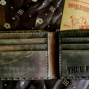 (미사용 새제품) 트루릴리전 레더 반지갑