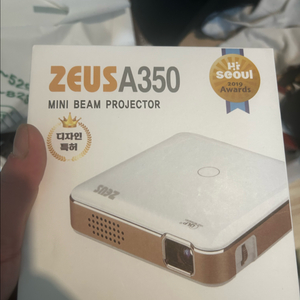 제우스 미니 빔 프로젝터(ZEUSA350)
