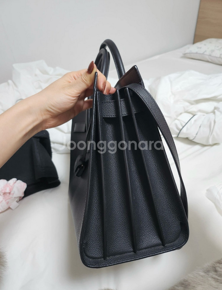 생로랑 삭드주르--4