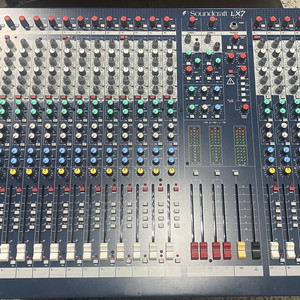 아날로그 믹서 Soundcraft LX7 II