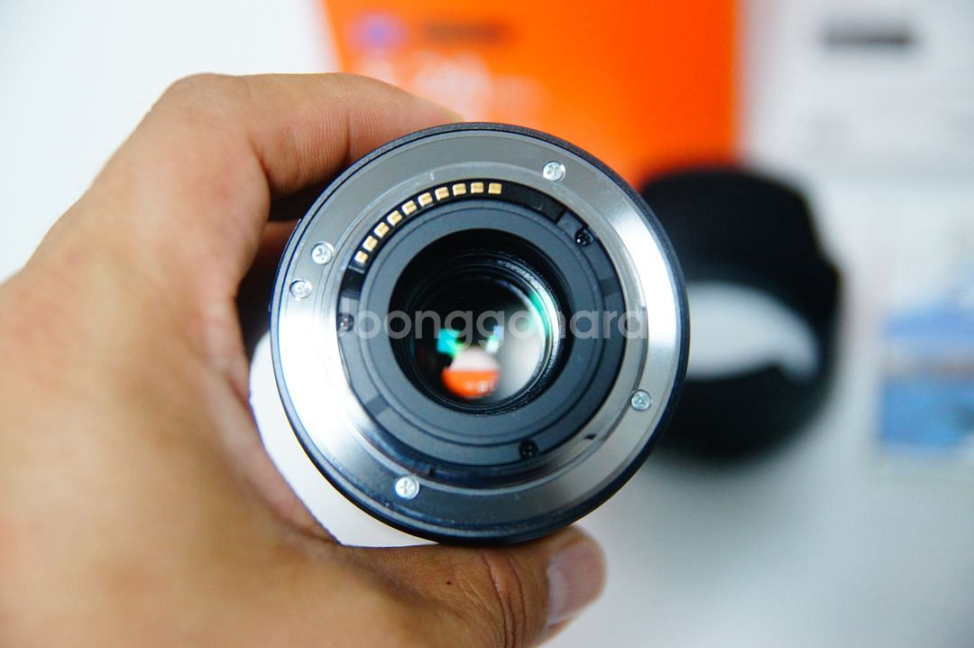 [소니] 칼이사 SEL 24mm f1.8팝니다.--2