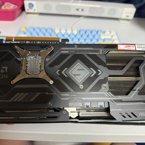 라데온 RX 9070XT 스틸레전드 다크 16G 팝니다