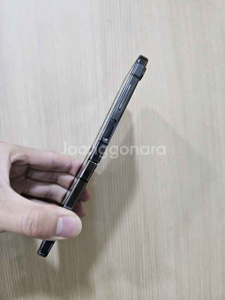 플립5 갤럭시 256G 팝니다--2