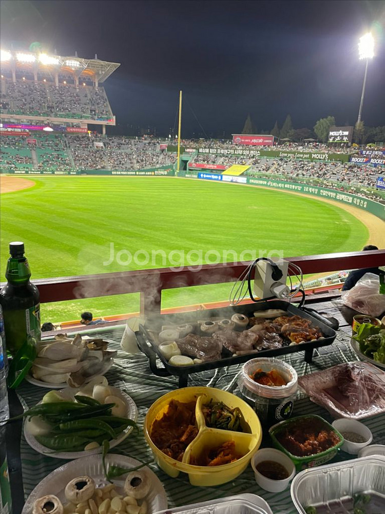 7/19(토) 두산베어스 SSG랜더스 바베큐존 7인--0