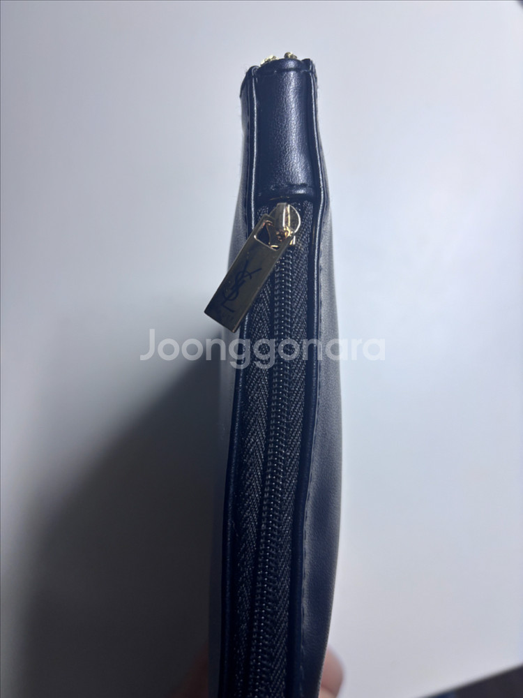 입생로랑 파우치--1