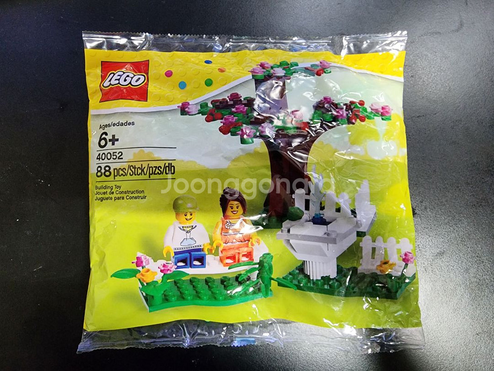 레고 40052 봄날의 풍경 폴리백 팝니다--0