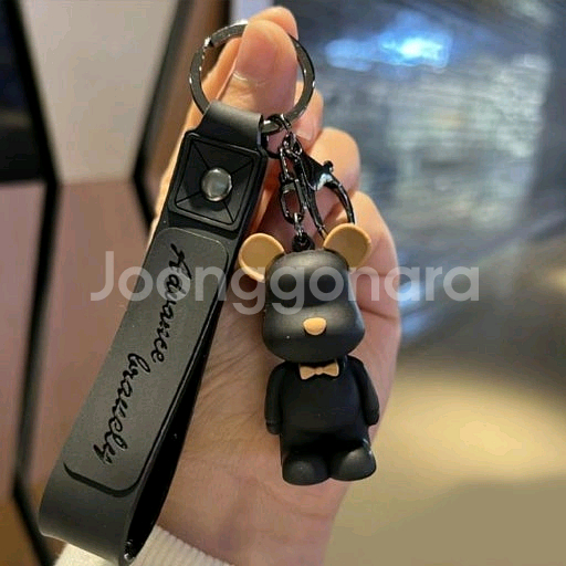 새상품 테디베어 블랙 베어브릭 스트랩 키링--0