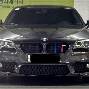 2012년식 BMW F10 전기형 헤드라이트 팝니다.