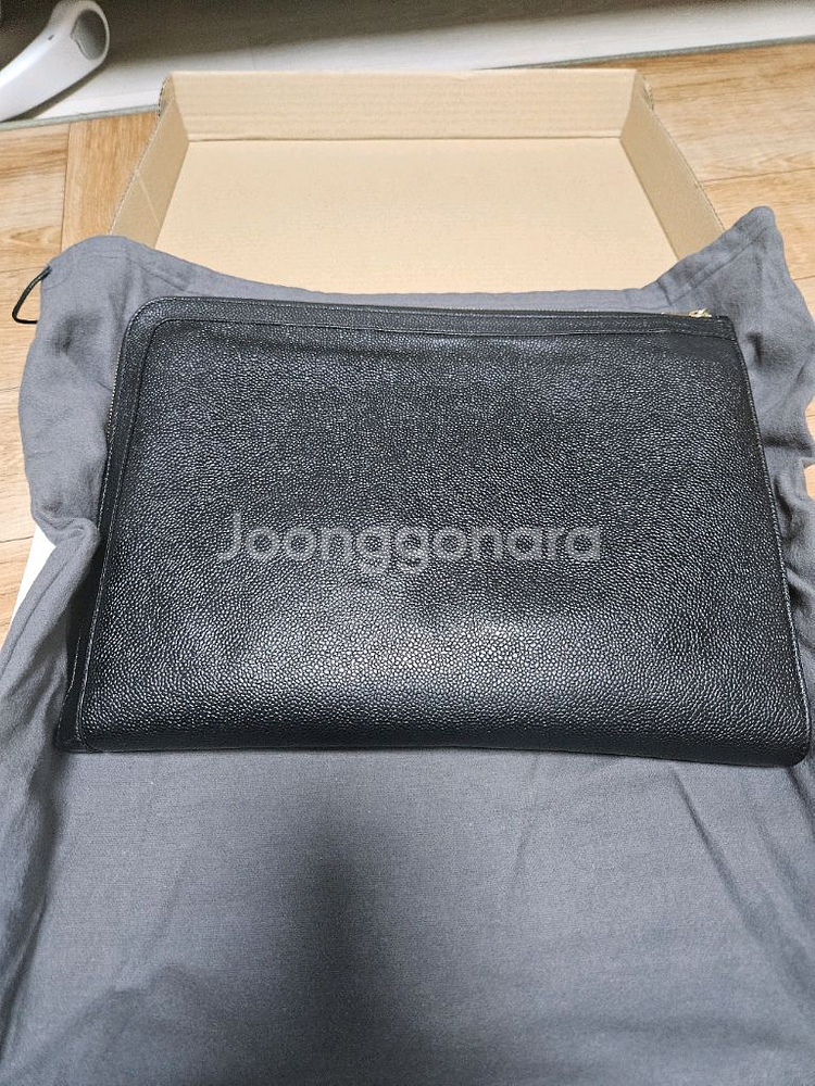 톰브라운 도큐먼트 폴리오 클러치백--1