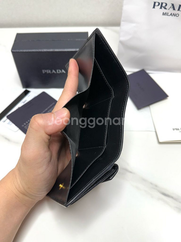 (백화점)프라다 사피아노 3단 폴딩 미니 지갑--7