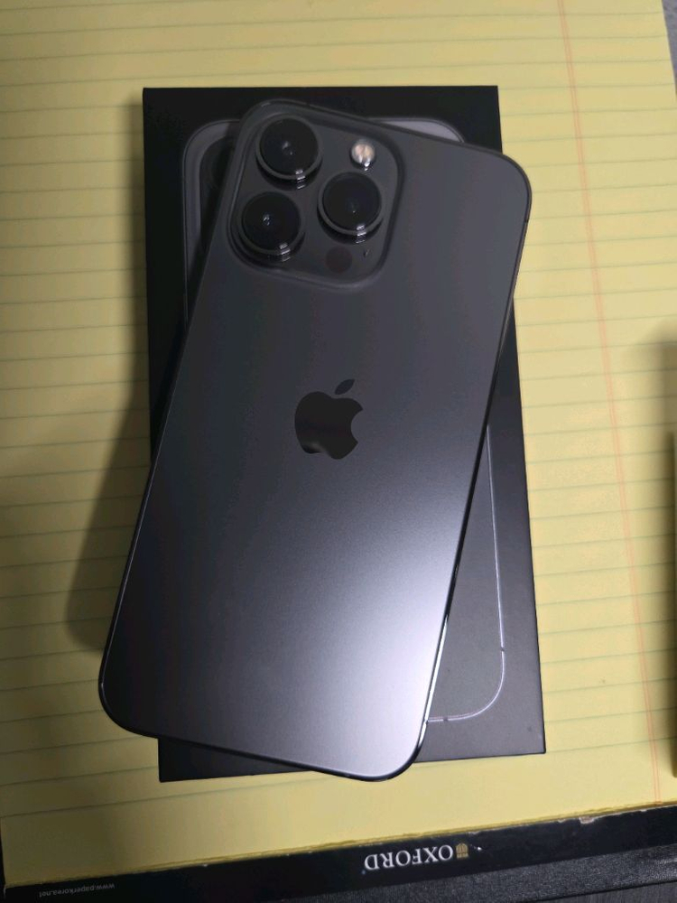 아이폰 13프로--1