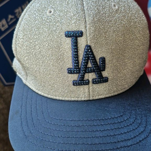 mlb모자 LA 다저스 급처 3번착용 정품 은박질있음