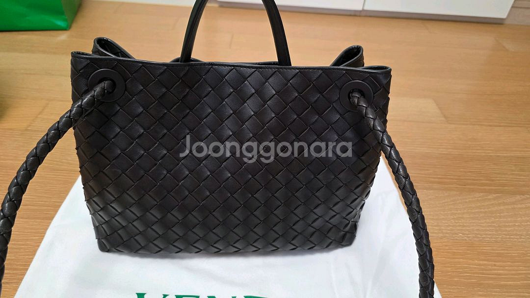 보테가 베네타 안디아모 폰단트--2