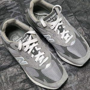 뉴발란스 993 2E 270사이즈