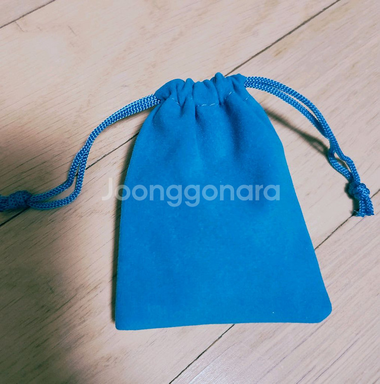 예쁜 자수정 3알 + 귀여운 미니 파우치~ 새상품--1