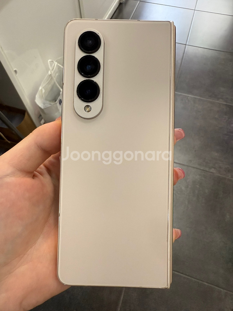 갤럭시Z폴드4 256GB 베이지/ Y947--4