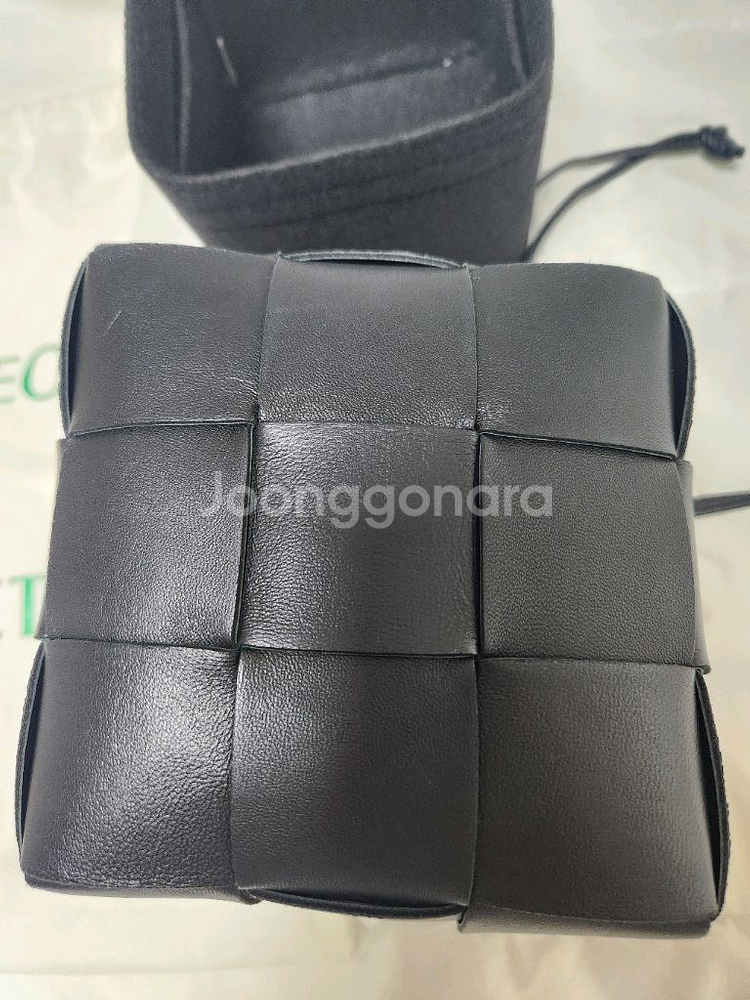 보테가베네타 카세트 버킷백 스몰 블랙--2