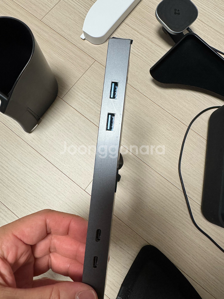 테슬라 콘솔 글로브박스 USB 허브 팝니다--0
