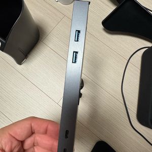 테슬라 콘솔 글로브박스 USB 허브 팝니다