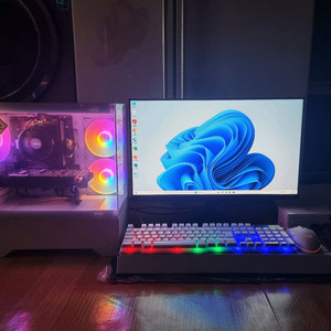 게이밍 컴퓨터 세트 팝니다 PC 피시.오버워치.롤.발로